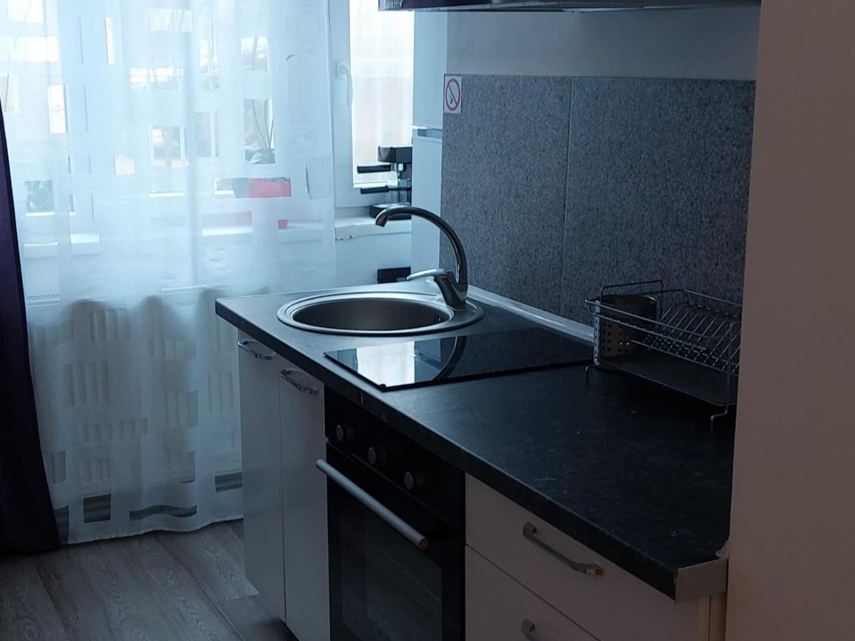 Youth Central Apartment Тыргу-Муреш Экстерьер фото