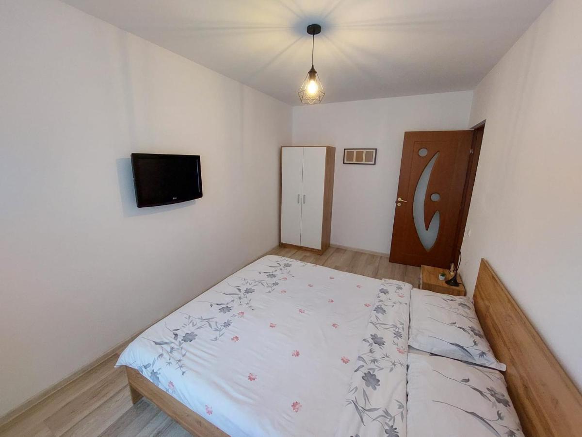 Youth Central Apartment Тыргу-Муреш Экстерьер фото